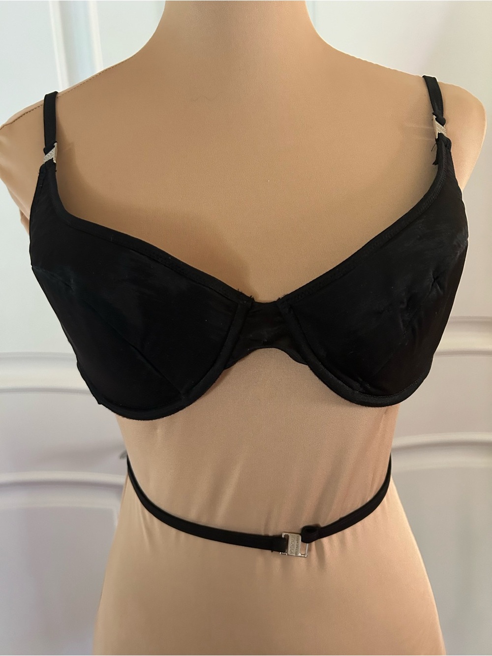 Gianfranco Ferré Black Underwired for Open back Bra size IV(L-XL)